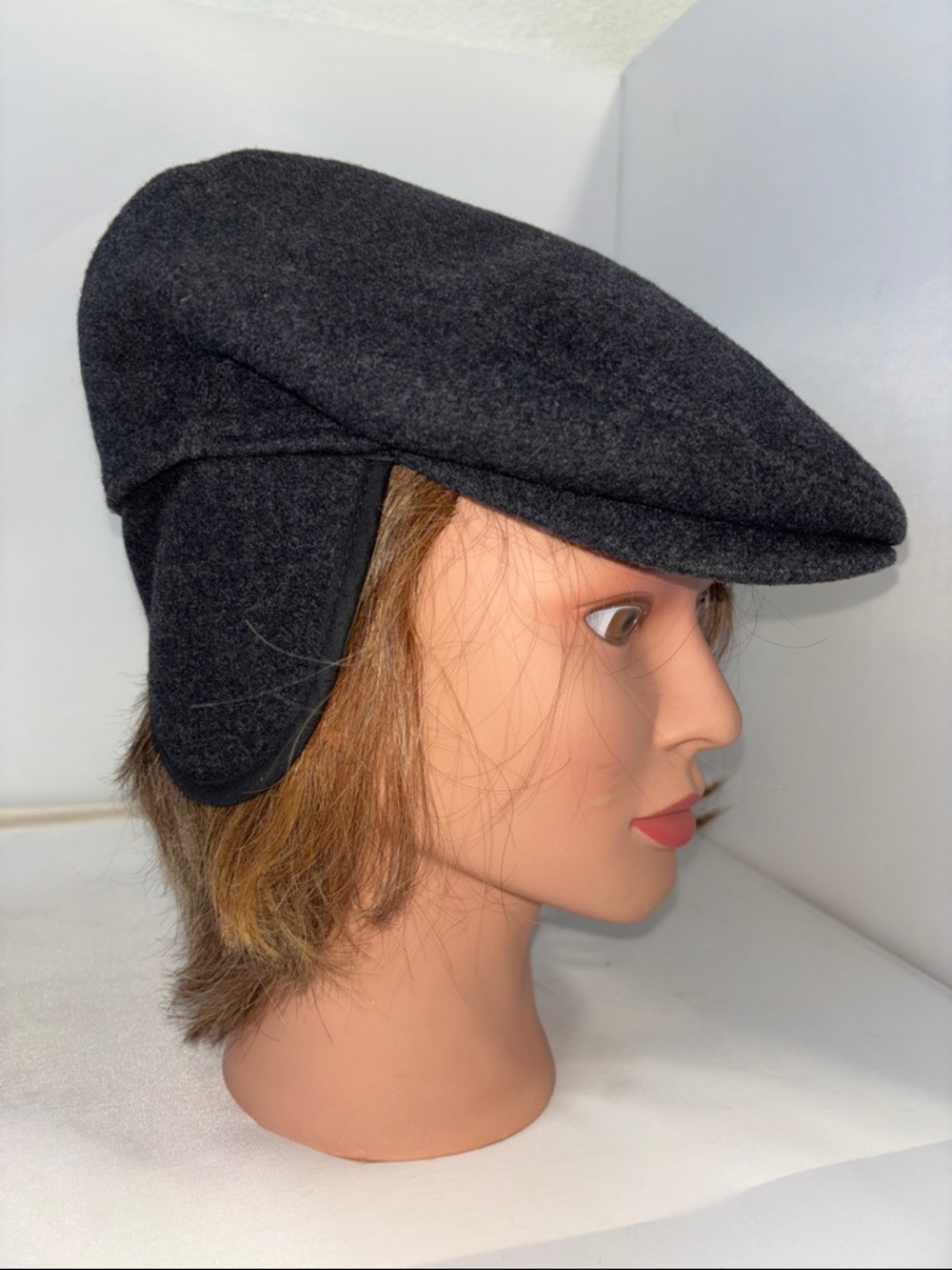 The English Hatter Wool Flat Cap with Ear Flaps - Dark Charcoal